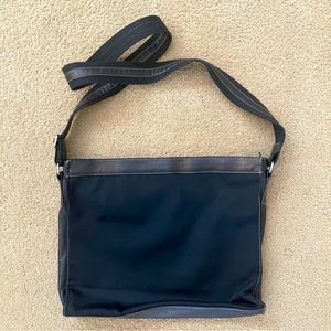 Levenger Nylon Leather Trim Messenger Black Crossbody/Shoulder Bag.